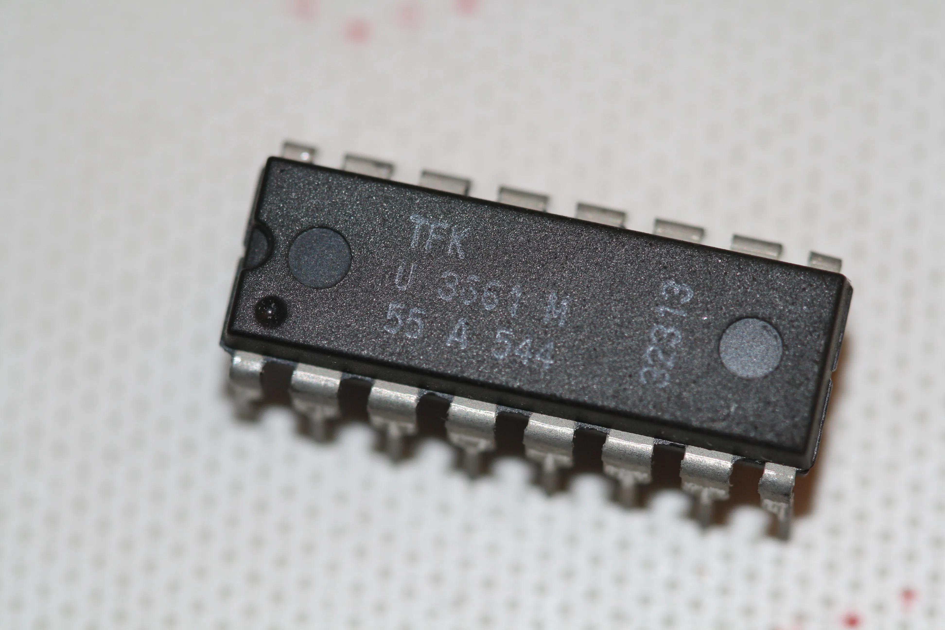 [135391] Baseband Delay Line (64 us) DIP-16
