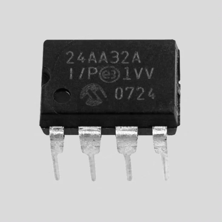 [108939] EEPROM Ser 1,8V 32Kx8 DIP8