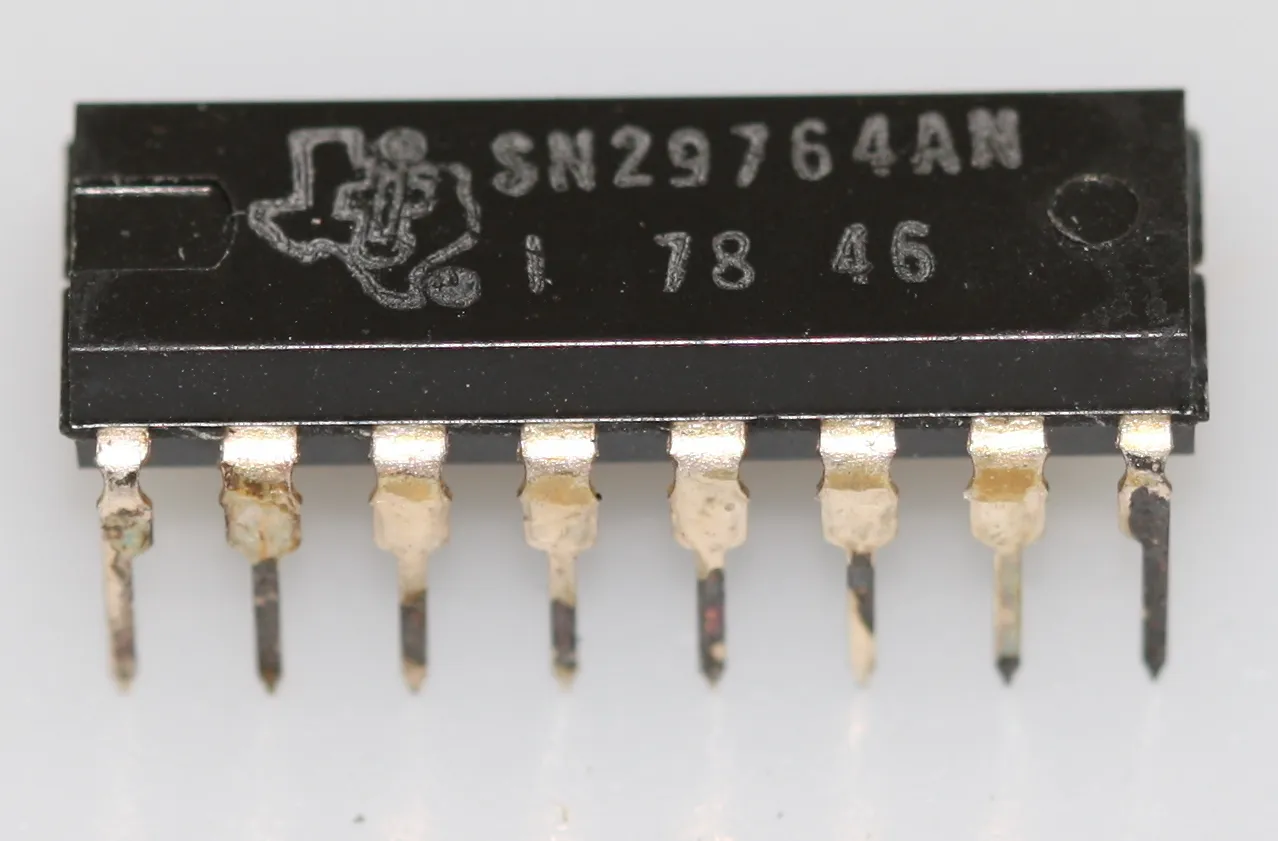 [131921] 7-segment Decoder DIP-16