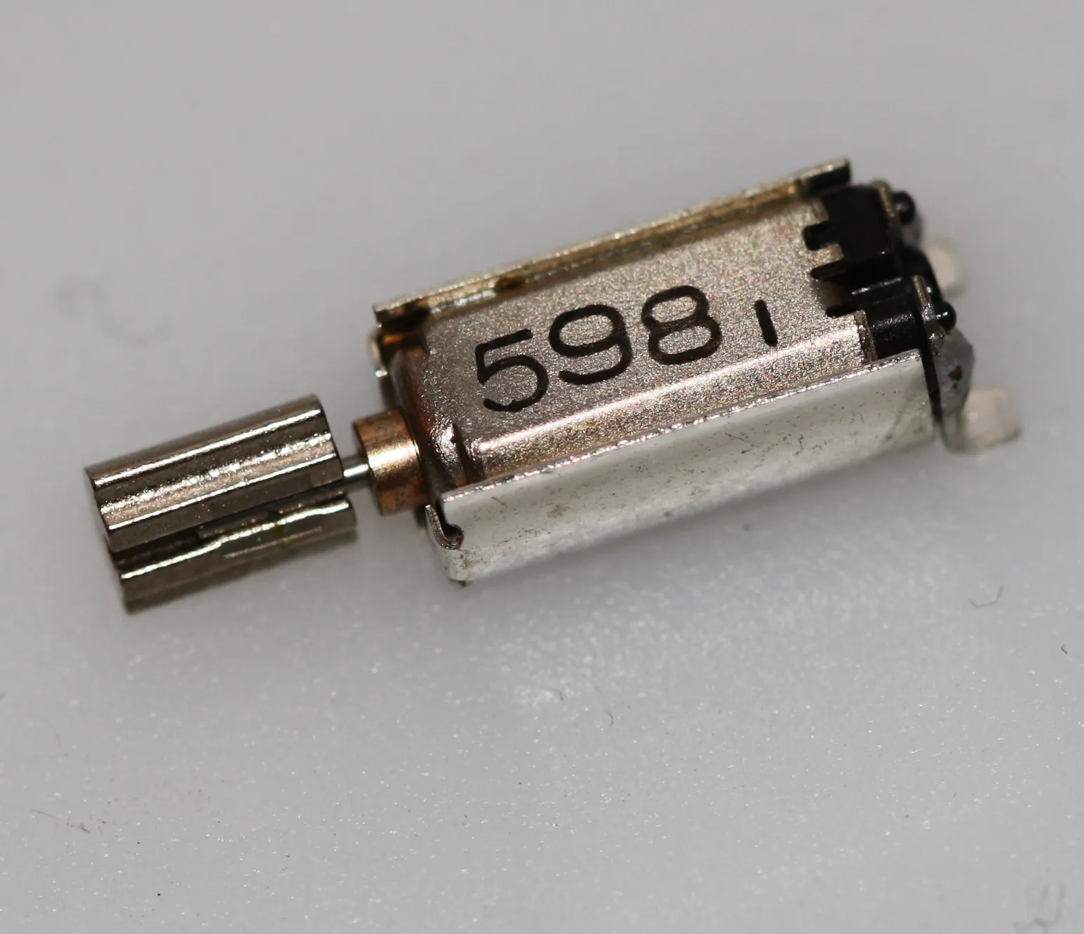 [132553] Vibrator 1.5V-3V 4*5mm
