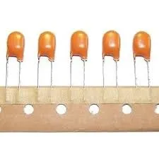 [147151] El-Capacitor 10µF/16V Solid Aluminium 8x9 P2,54