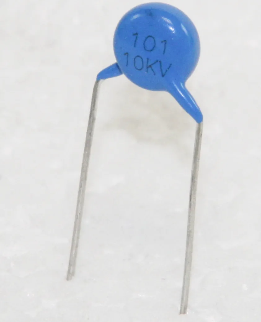 [147833] Keramisk kondensator 100pF, 10KV 10000V