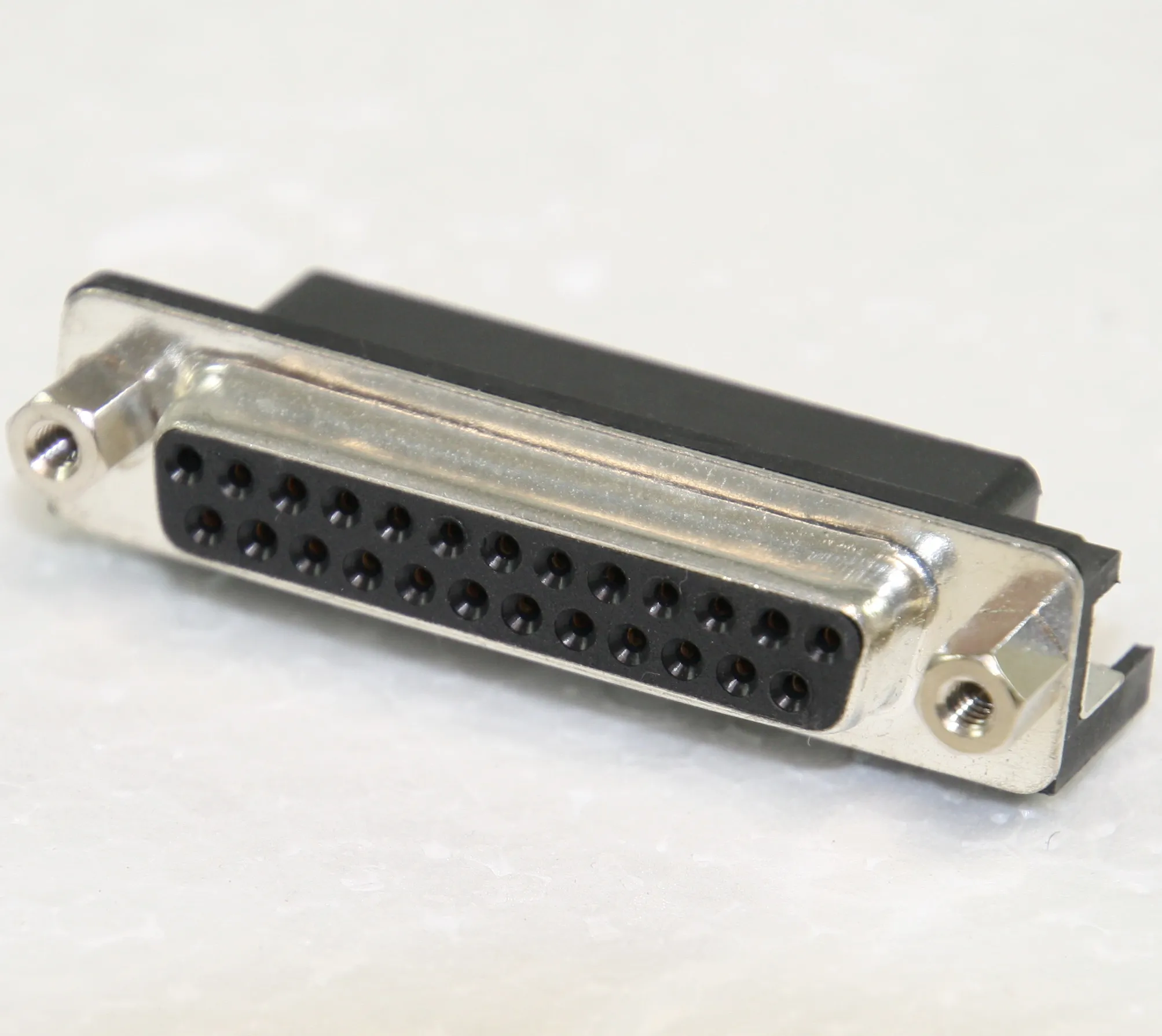 [148790] D-Sub-Socket 25-Pole Solder Pin FP8.08