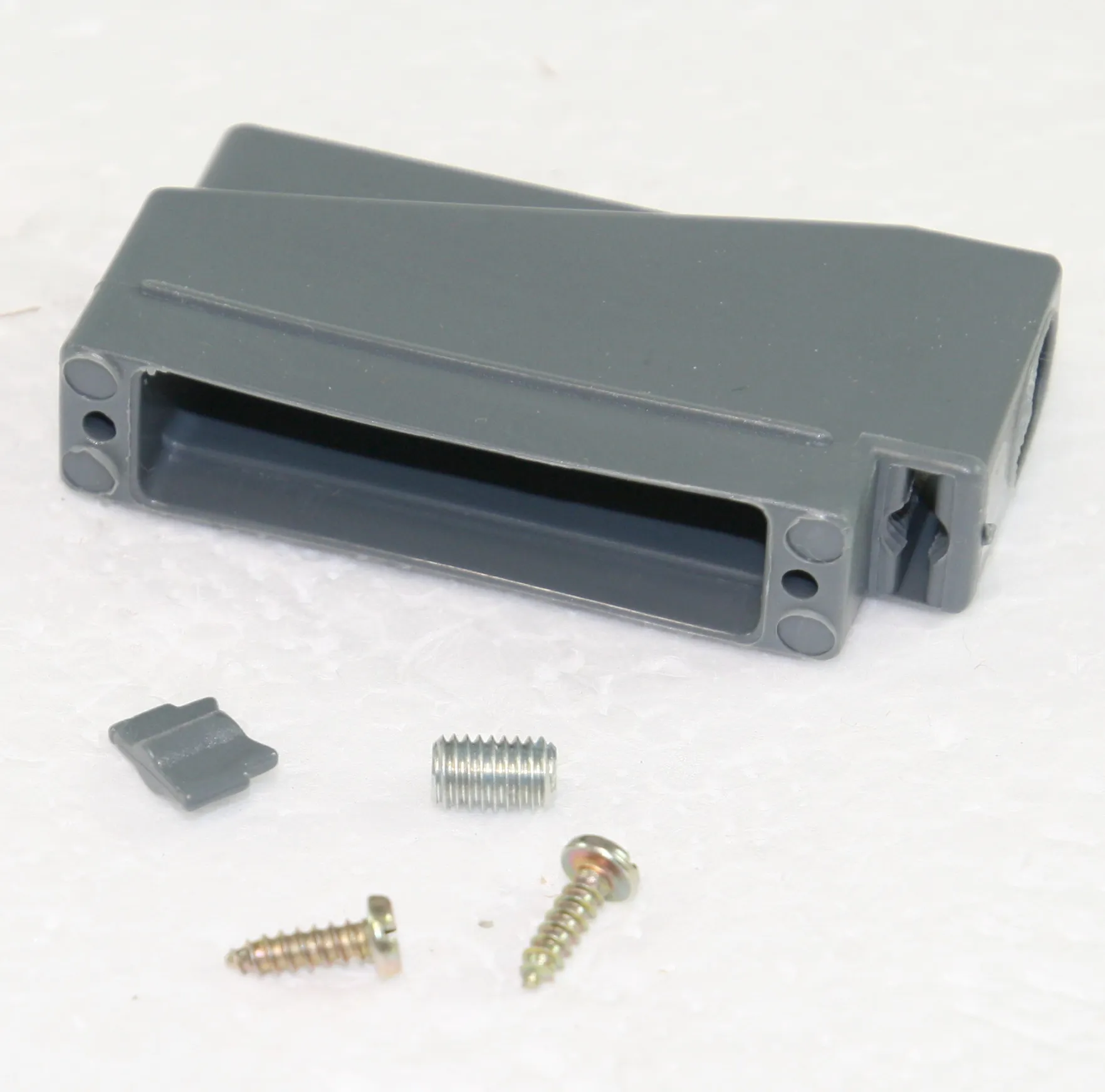 [148811] D-Sub-Hood 25-Pole Side Entry GREY
