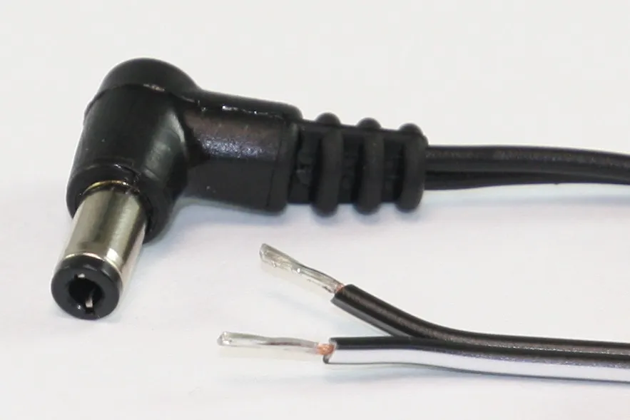 [148900] DC-kabel 2,5/5,5 vinklet 0.5mm² 0,2m løs ende SORT