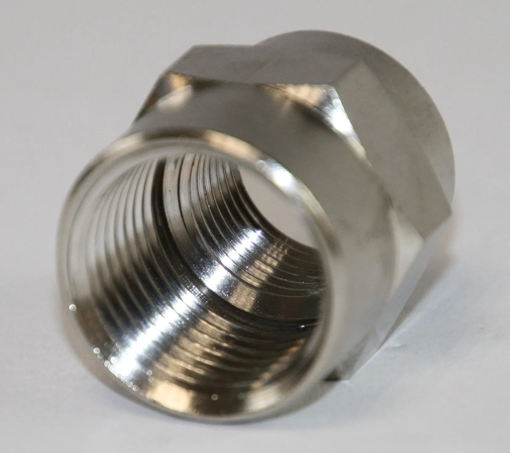 [150978] 1/2" til 3/8" kobling, nikkelbelagt messing