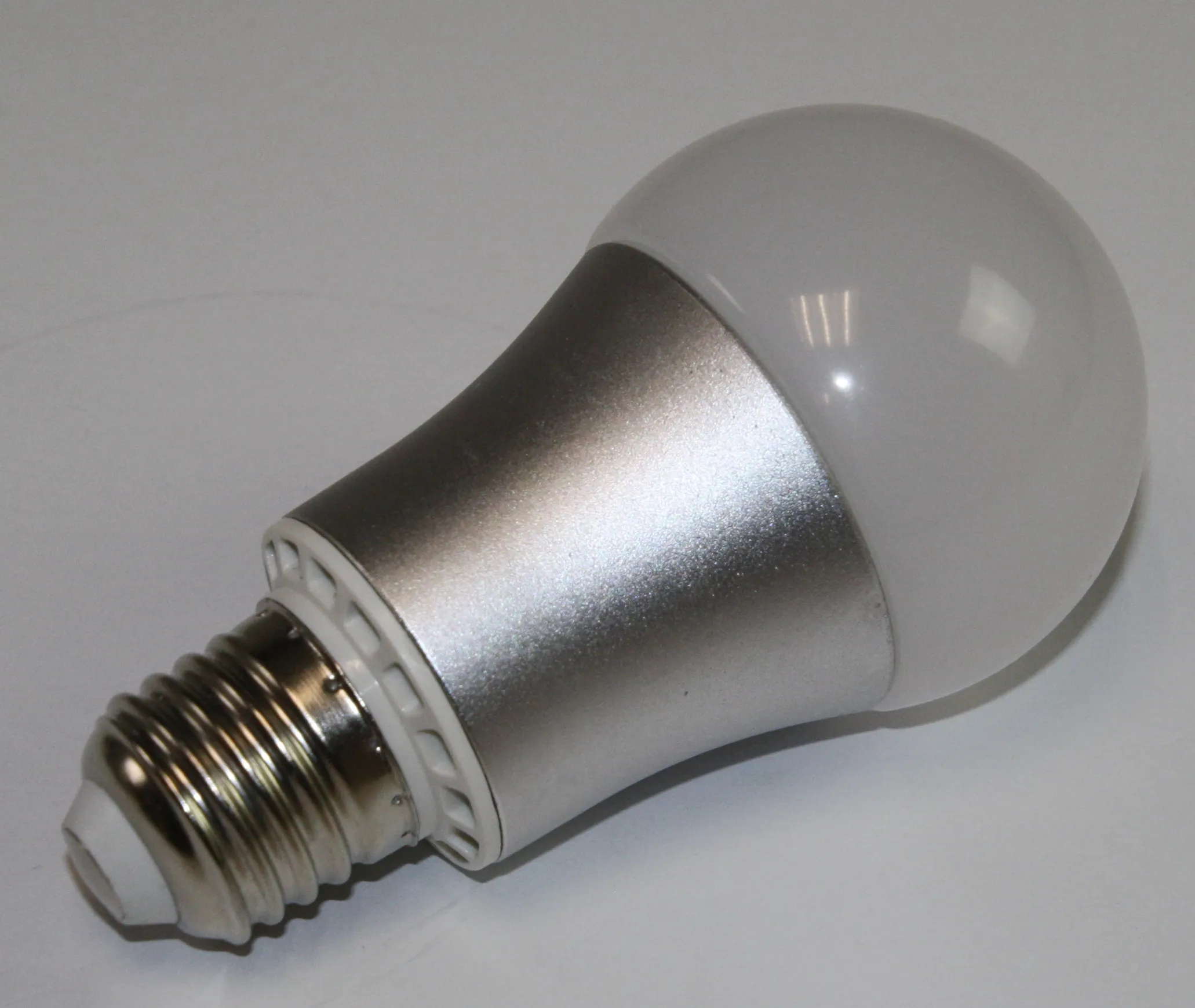 [151298] E14 LED lamp globe 8W