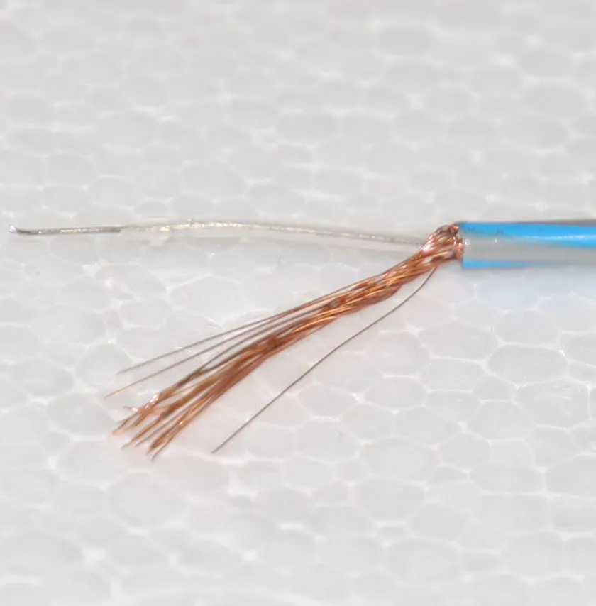 [152504] Audiokabel 1 x 0,14 mm2+skærm Ø=2,2mm. BLÅ/GRÅ