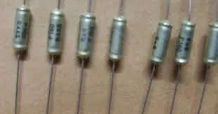 [155544] 1,2nF 160V axial styroflex kond. 1%