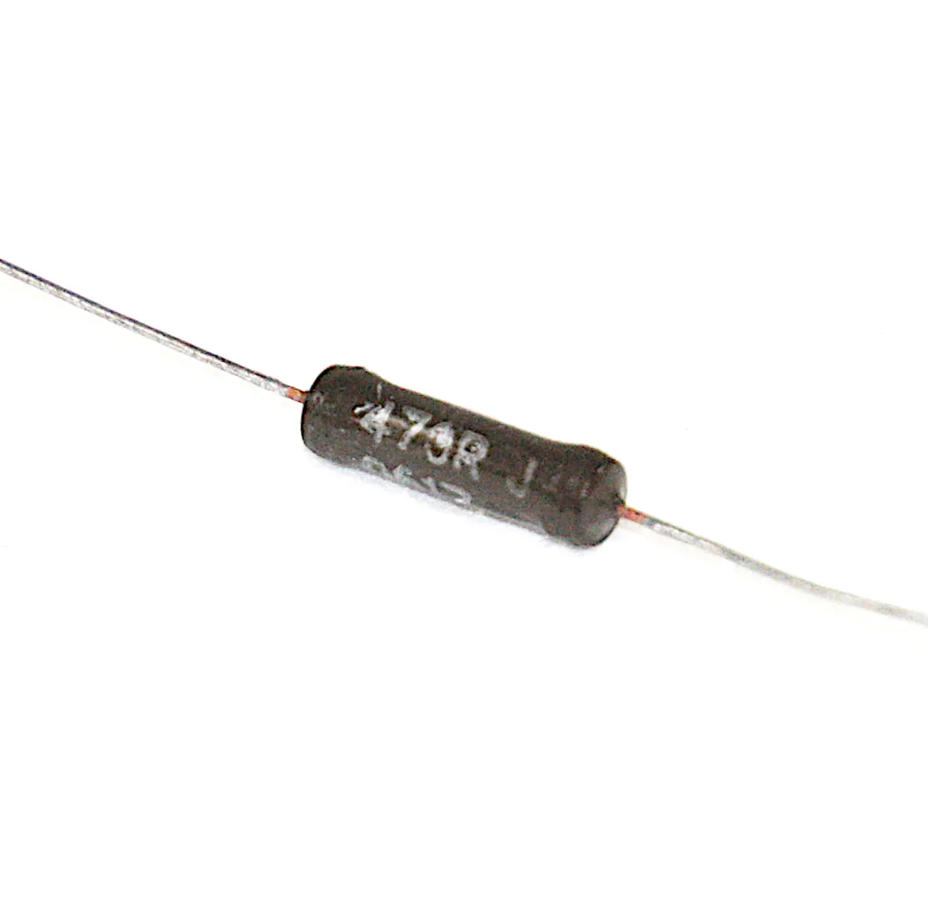 [83954] Modstand 0617, 3W, 5%, 470Î©, Taped