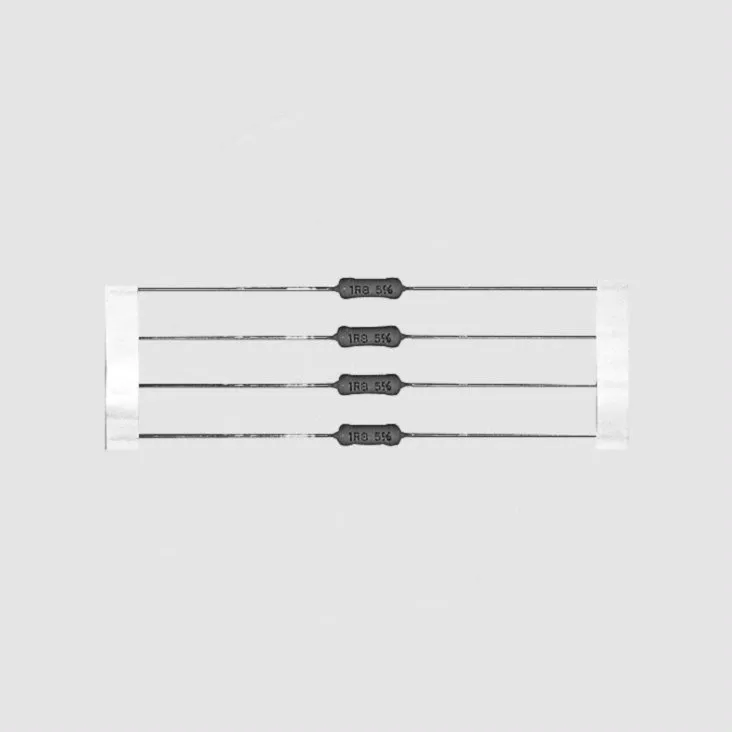 [84415] Resistor 0614 3W 5% 330R Taped