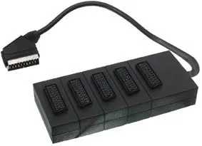 [96674] Scart-fordelerboks 5-vejs, 0,3 meter
