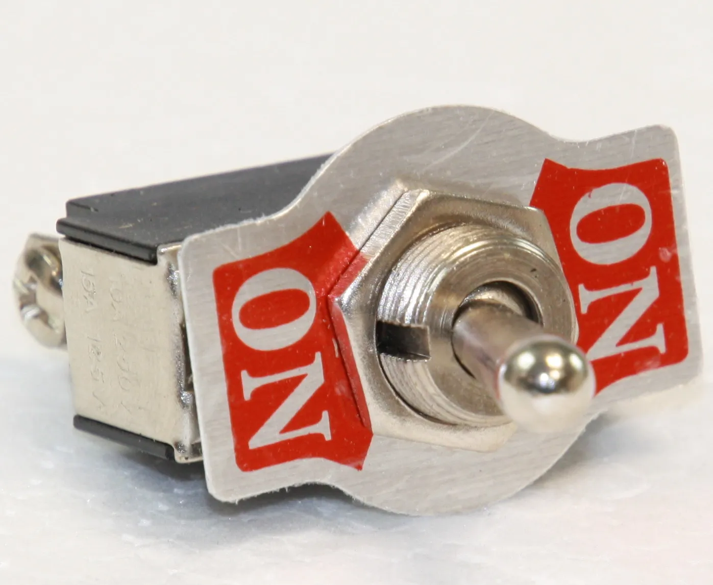 [113363] Switch 1-pol 10A ON/ON Med Skilt KN3(B)-102A