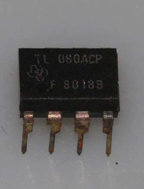 [116187] Op-Amp JFET +-18V 13V/us DIP8