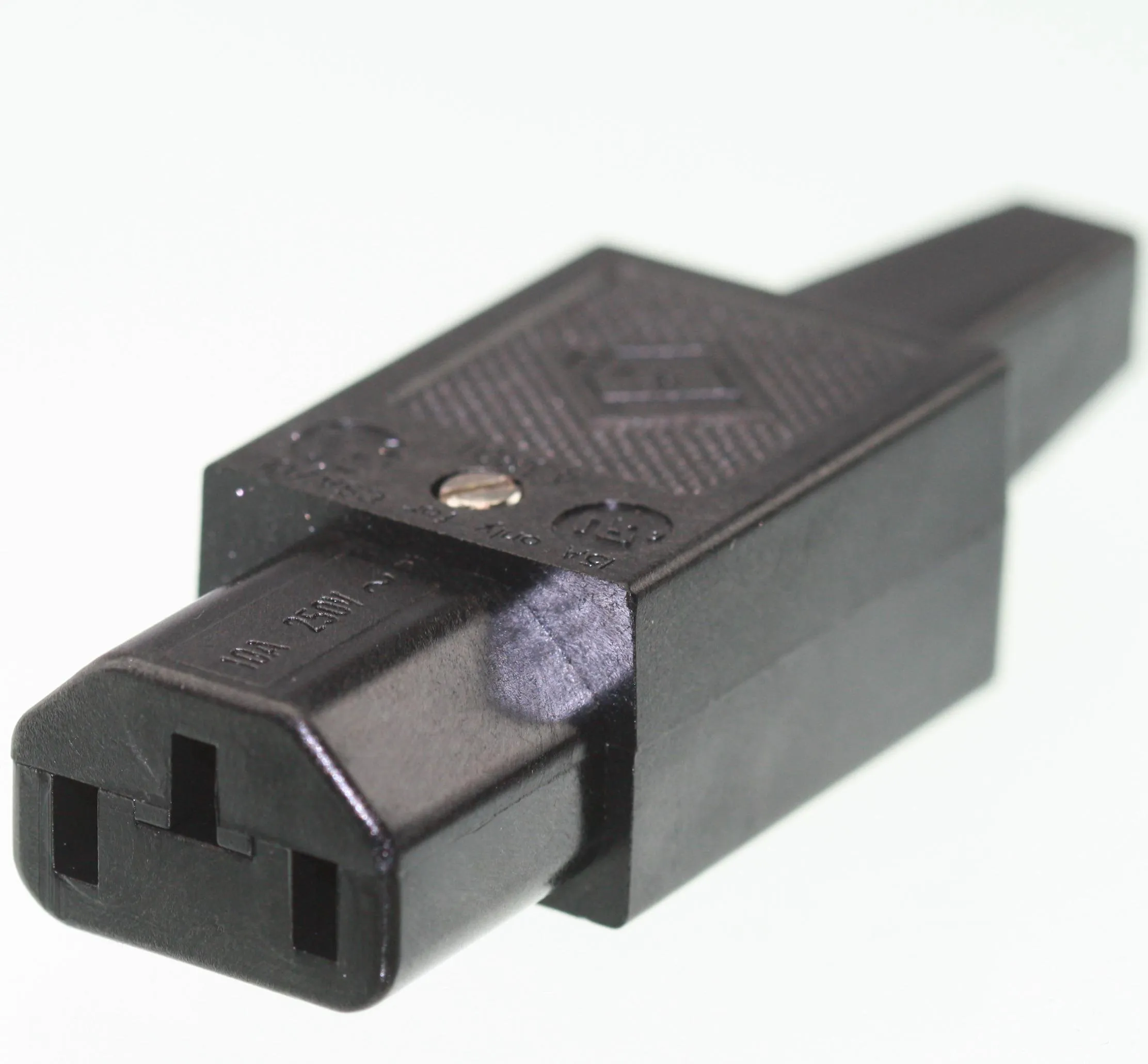 IEC Power Connector C13, Straight | B2C