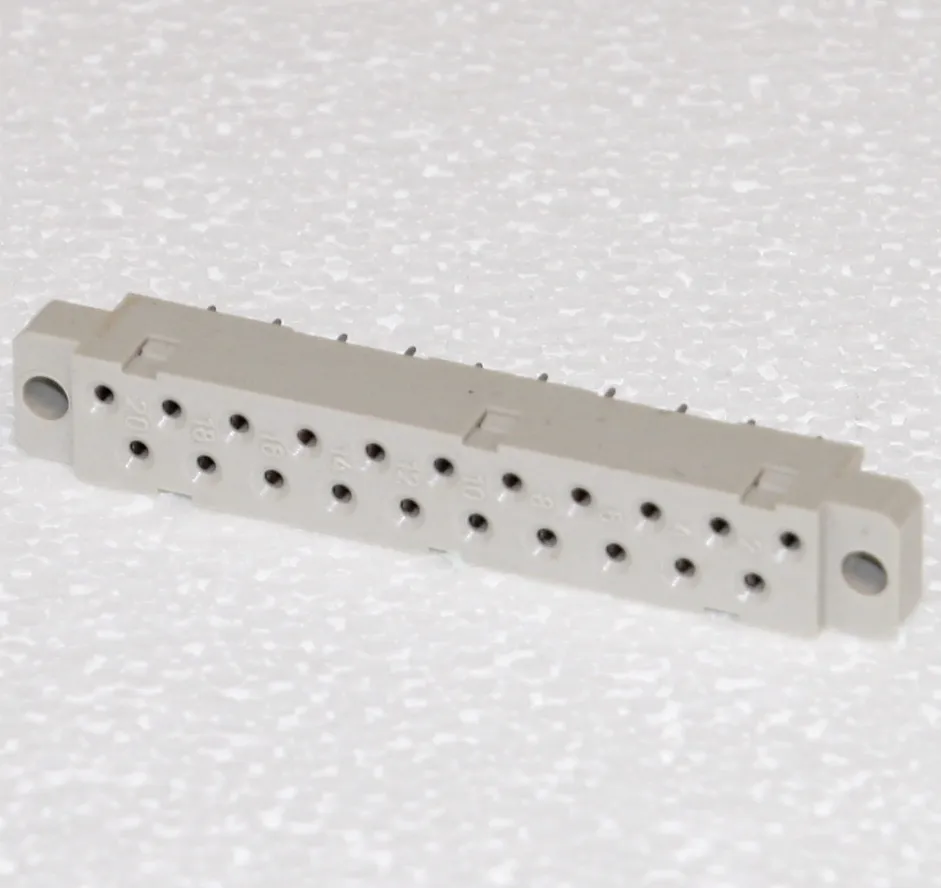 [88309] Connectors PC Pitch=2,5 21-Pole 102E10079X