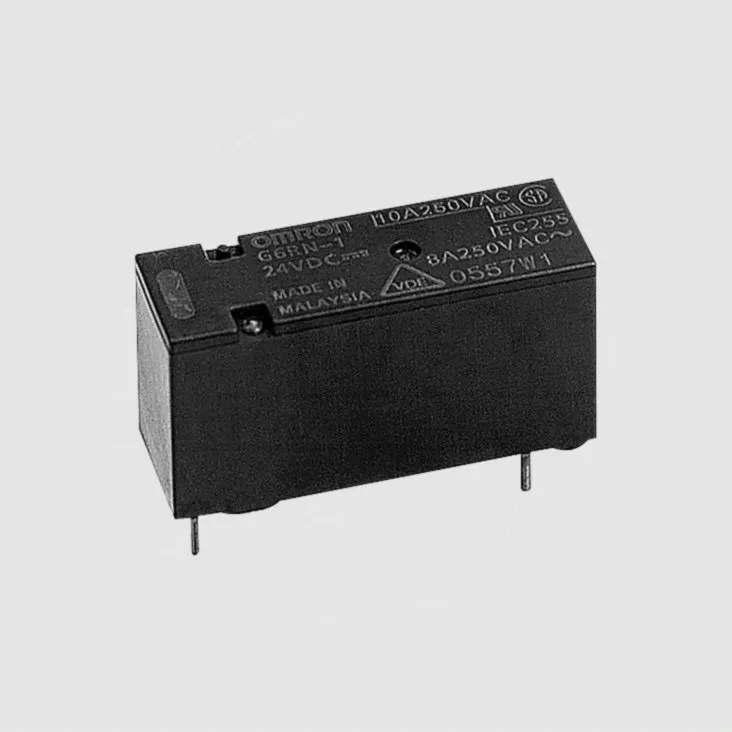 [93169] 1 x skifte relæ 24VDC 8A 2620R P3,2