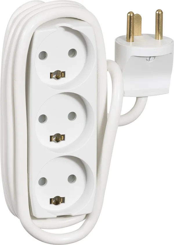 [127333] 3-Stikdåse, Med jord, Hvid, 1,5 m. kabel