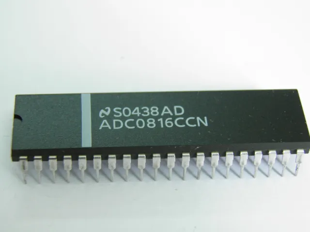 [128676] 8-Bit Microprocessor Compatible A/D Converter DIP-40