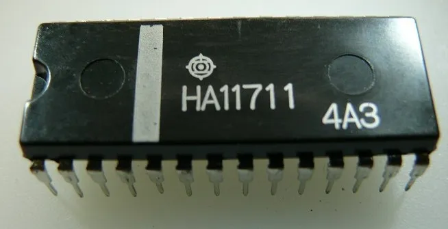 [129527] VC, Servo DIP-28