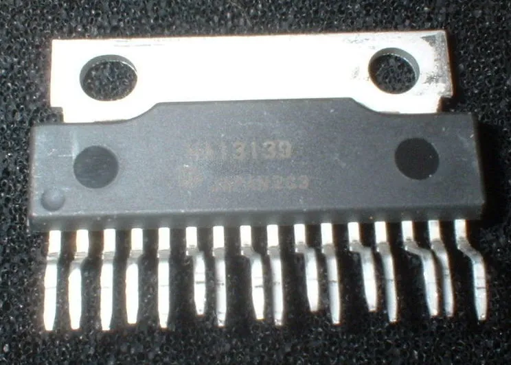 [129586] HITACHI IC SIP-16