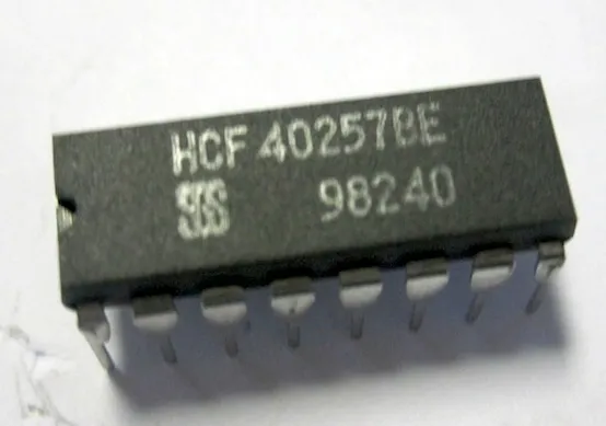 [129772] 2-Line Digital Multiplexer DIP-16