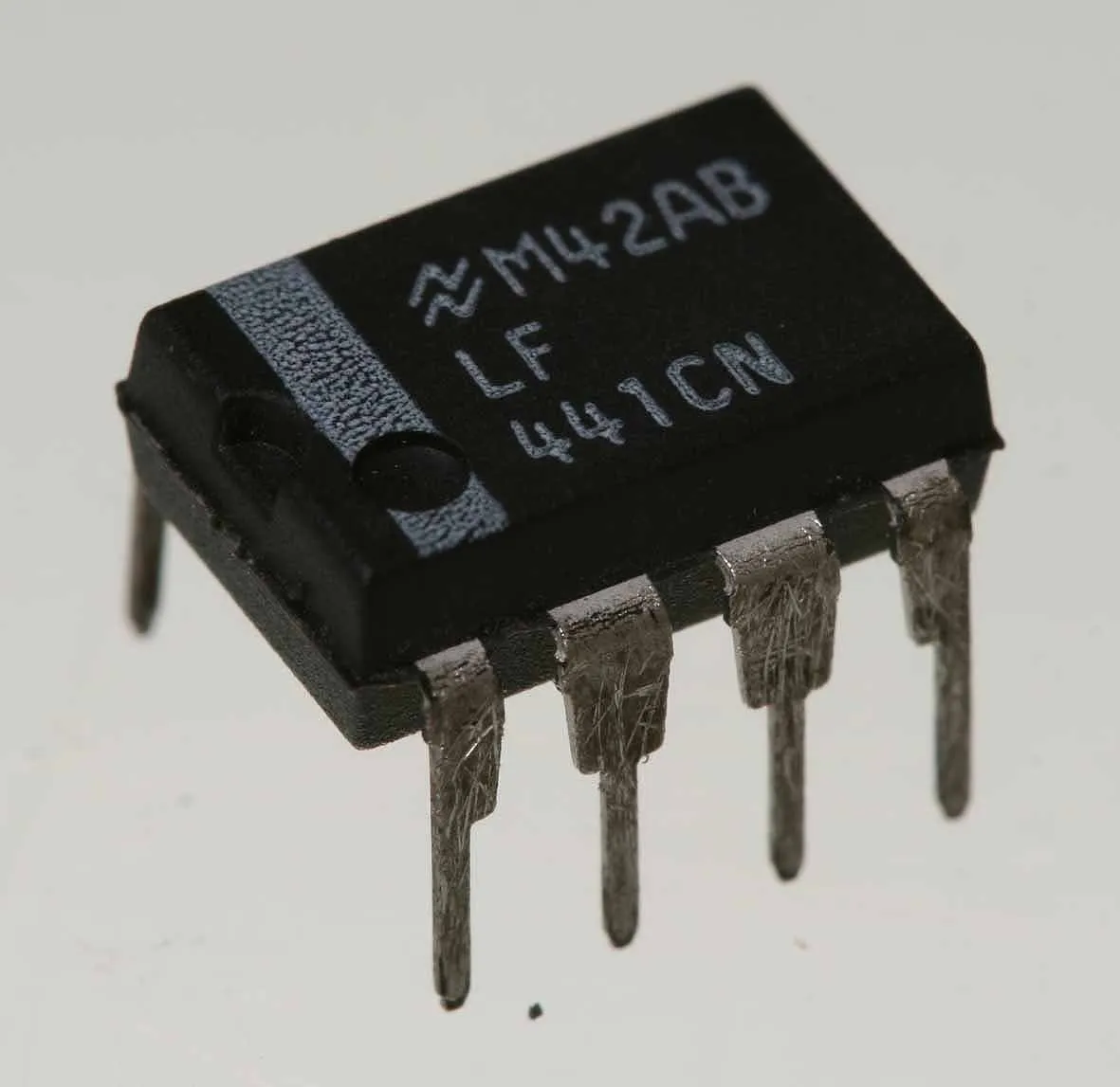 [130763] JFET Input Op-AMP DIP-8