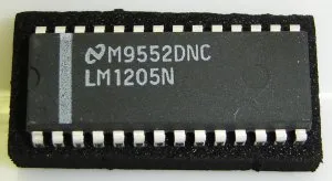 [130880] 130 MHz/85 MHz RGB Video Amplifier System with Blanking DIP-28