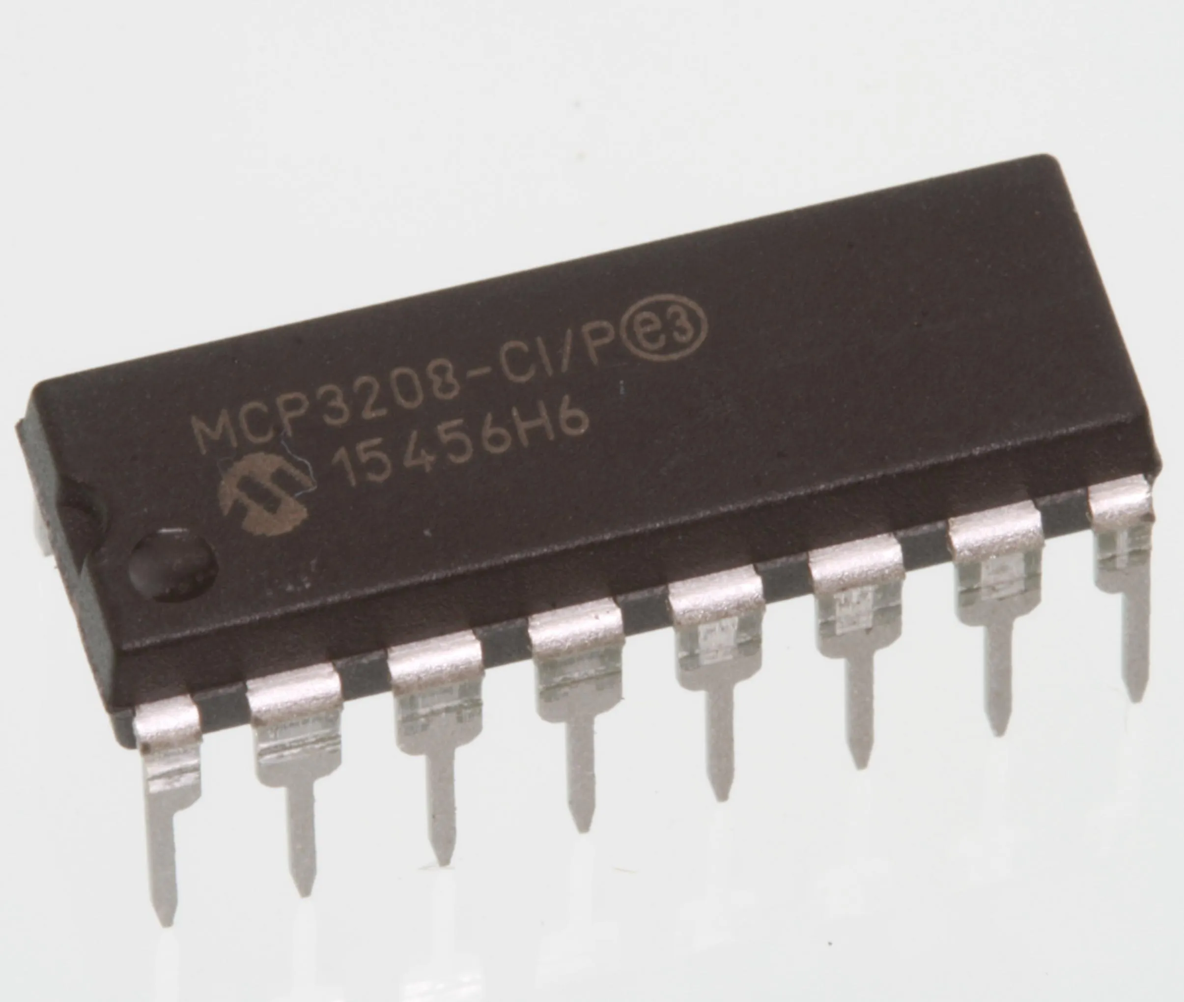 [100473] 12bit Ser. ADC 8Ch SPI DIP16