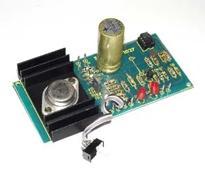 [123116] Færdigsamlet: NI-Cd Batterilader