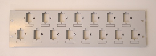 [124885] Frontpanel 15 x Firkant (23,5x32mm) 3U