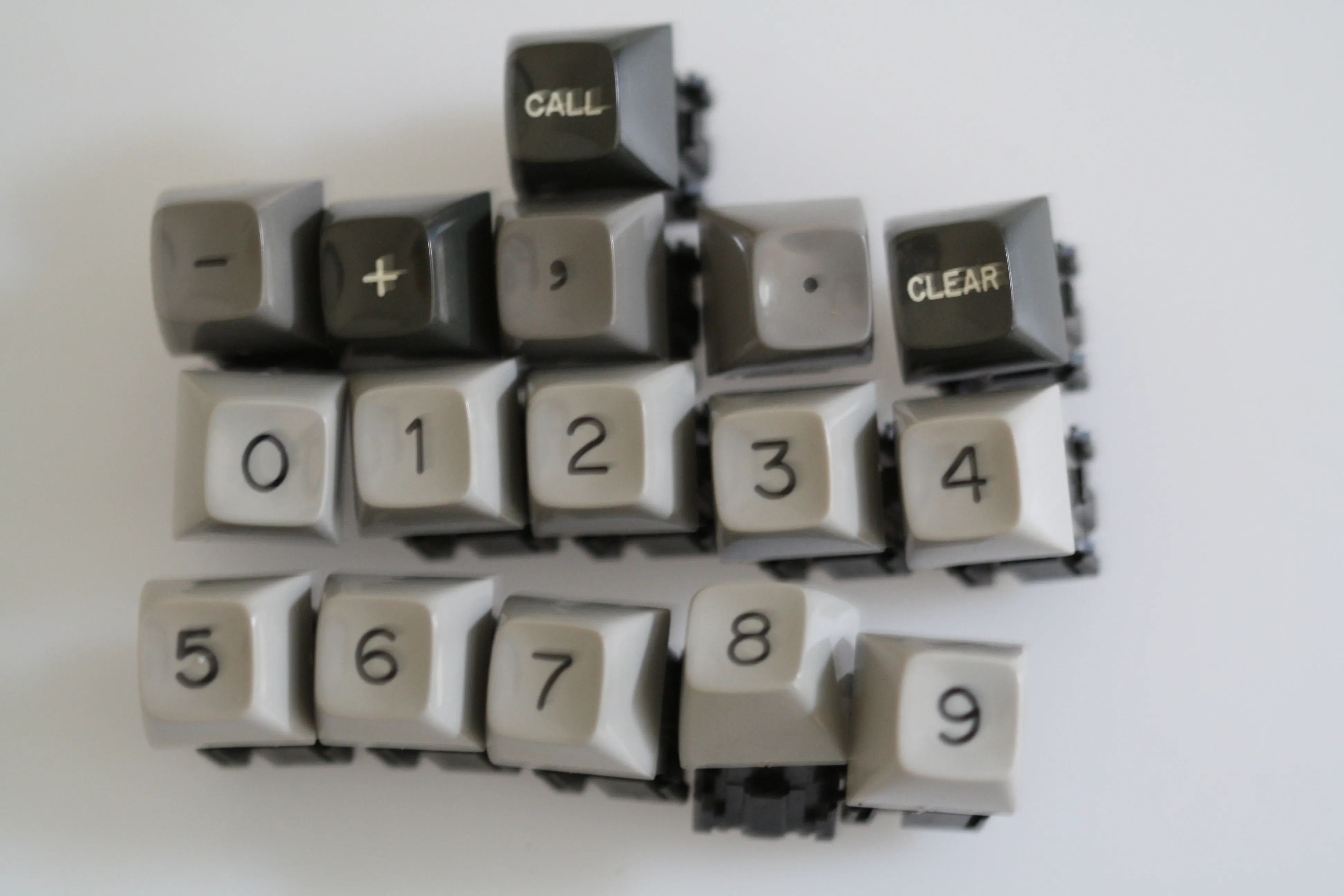 [125320] 16 switche med 16 taster/ Sensor output