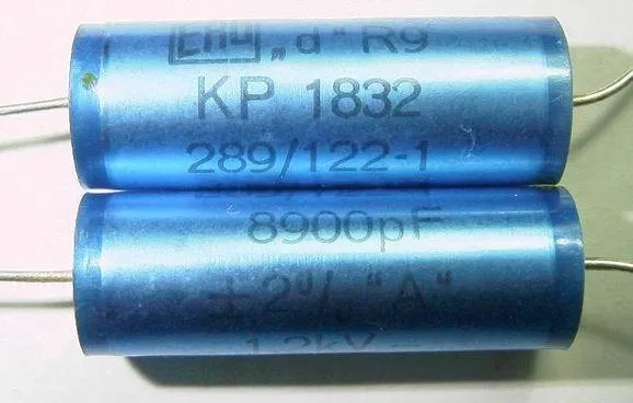 [137723] KP Capacitor 8,2nF 1500V 5% Ø=8x27mm.